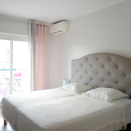 2bdr Reine Astrid Apartament