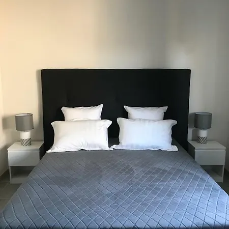 2bdr Reine Astrid * Cannes